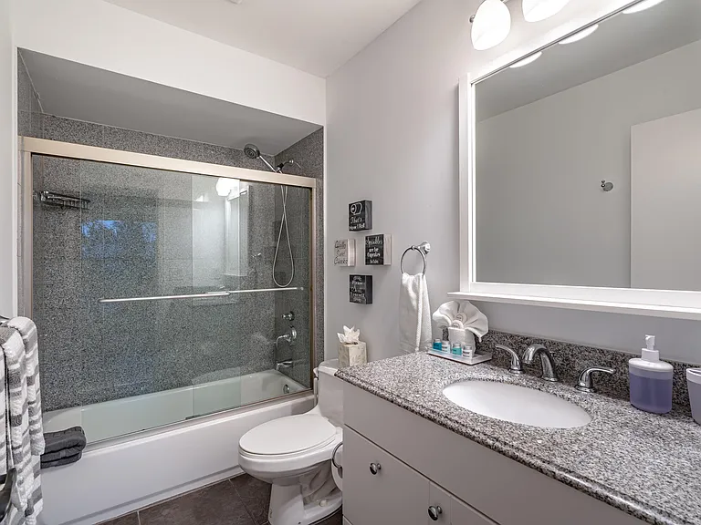 206 Club Dr — Photo 15