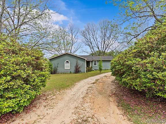 2nd image of 16060 Old School Rd #2