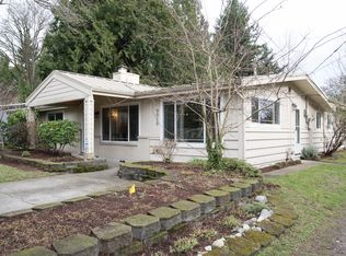 9018 116th Ave NE, Kirkland, WA 98033