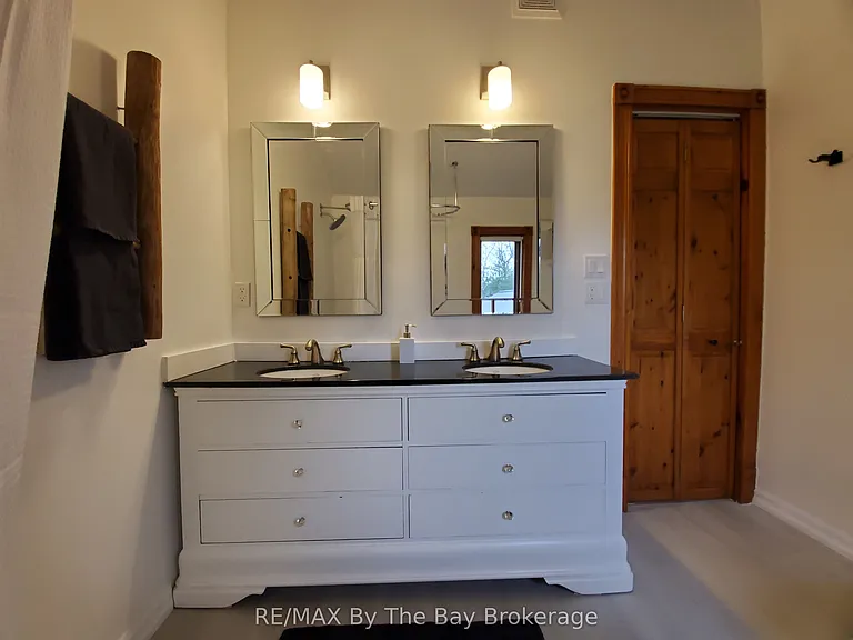 22 Woodcrest Ave — Photo 15