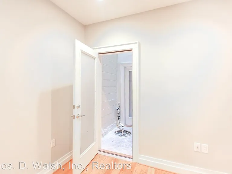 1618 Q St NW #1 — Photo 17