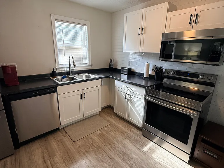 1621 Brandon Ave SW #A — Photo 7