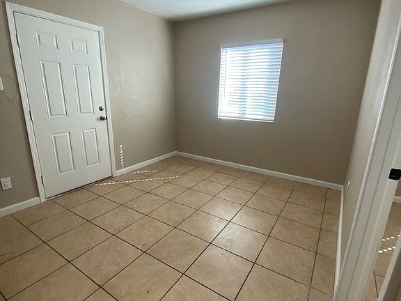 4th image of 9316 E Balsam Ave APT 15