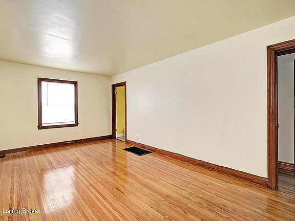 5th image of 429 N 44th St