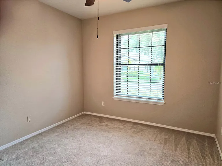 5646 Sunset Falls Dr — Photo 14