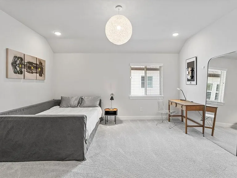 28 Clearview Terrace Pl — Photo 42