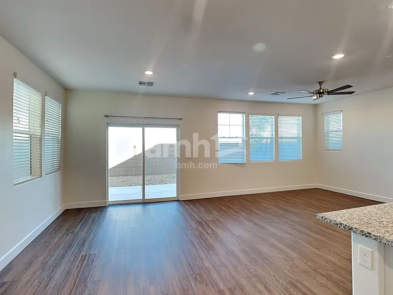 8185 Inhibition Ct — Photo 6