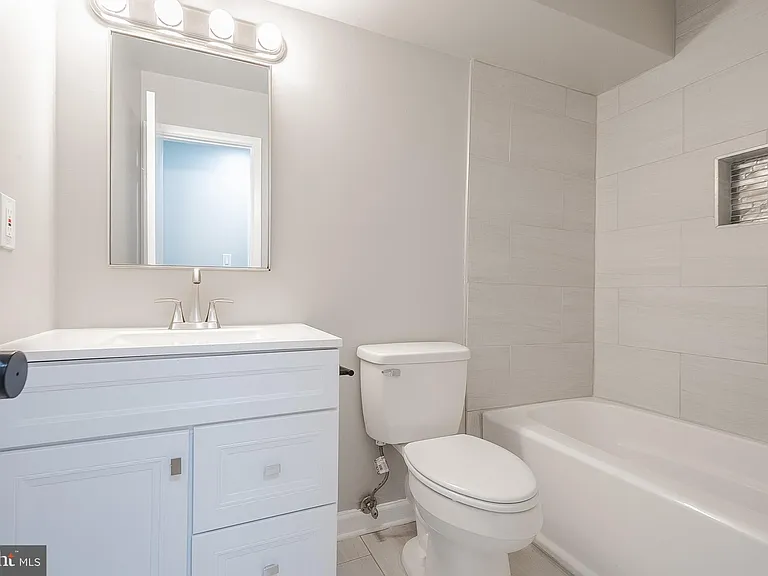 7932 Silverada Pl #126E — Photo 22