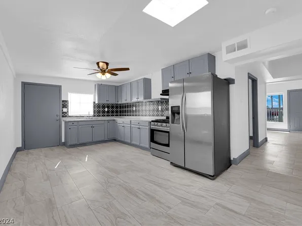 2105 Wengert Ave, Las Vegas, NV 89104