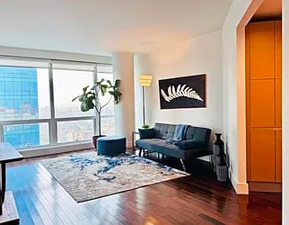 77 Hudson Street