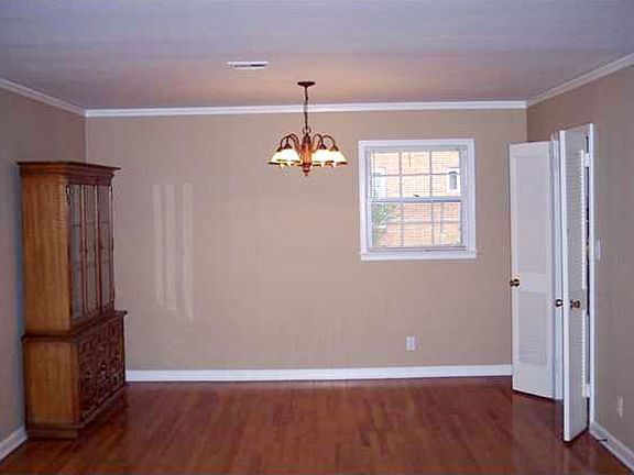 5th image of 331 Mont Vista Dr