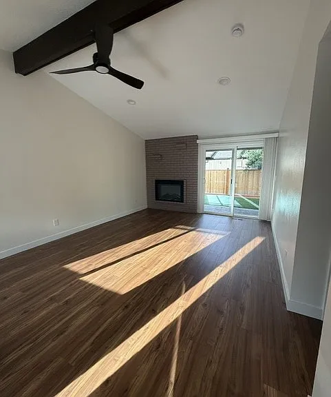 1103 Ogden Ave — Photo 8