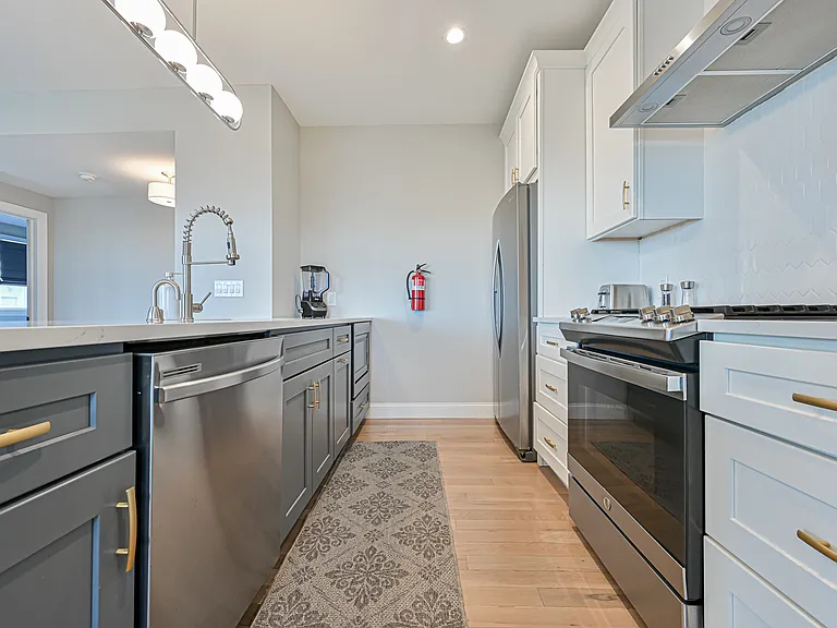 140 S Bartram Ave — Photo 75