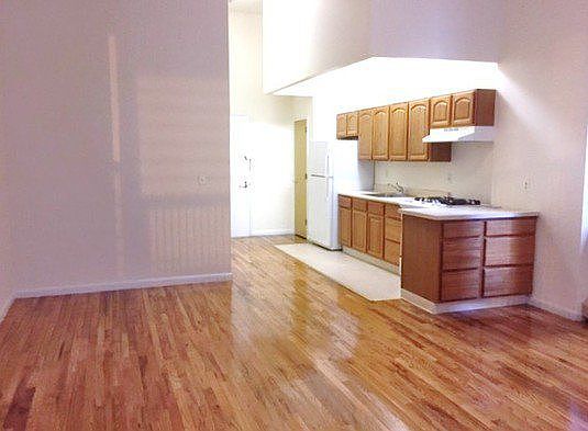 1st image of 408 Lenox Ave APT 1C