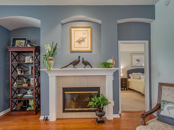 5th image of 2191 Blue Heron Cove Dr
