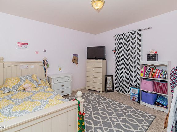 5th image of 136 Tori Logan Ln