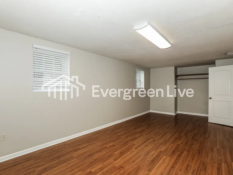 6759 Gano Dr — Photo 13