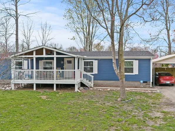 1353 Rodney Ln, Scottsburg, IN 47170