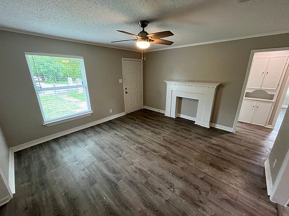 4th image of 2423 Lolita Dr
