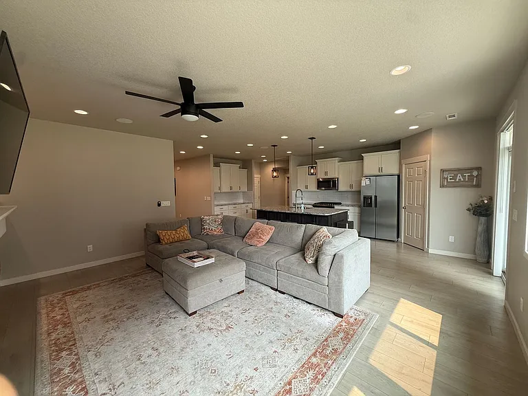 7506 Cornflower Dr — Photo 4