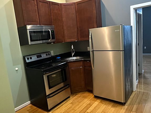 3rd image of 1319 N 15th St #1