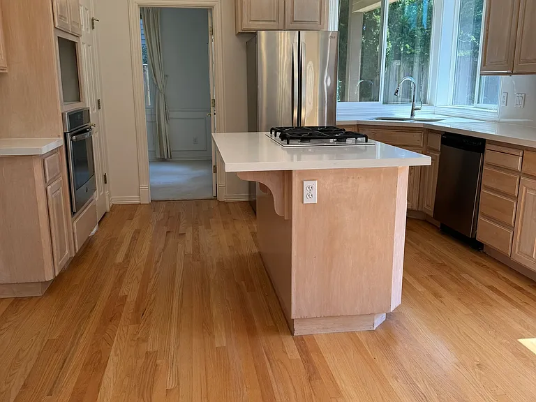 14686 NW Lilium Dr — Photo 2