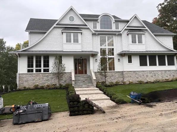 W2890 Hollybush DRIVE, Lake Geneva, WI 53147