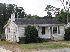 2nd image of 2513 Carroll St