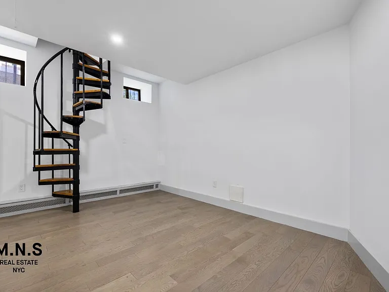 286 5th Ave #1D — Photo 6