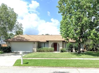 1506 Carter Oaks Dr, Valrico, FL 33596