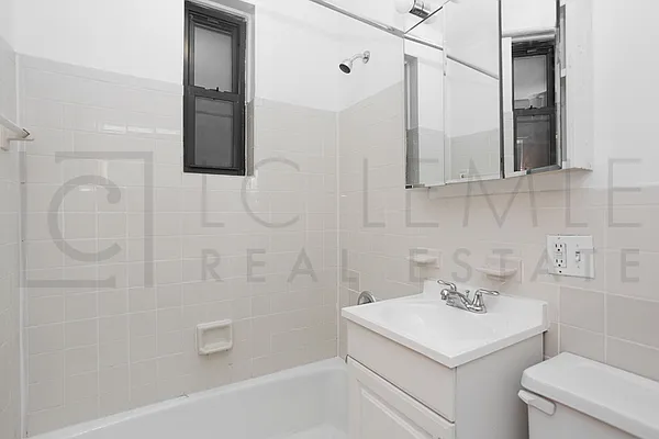 Rented by LC Lemle Real Estate Group | media 14