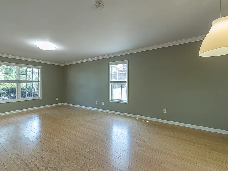 2696 Silver Hill Ter SE — Photo 5