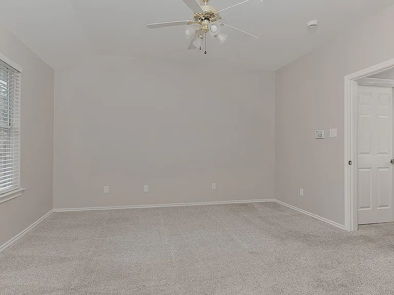 11 Scenic Brook Ct — Photo 18