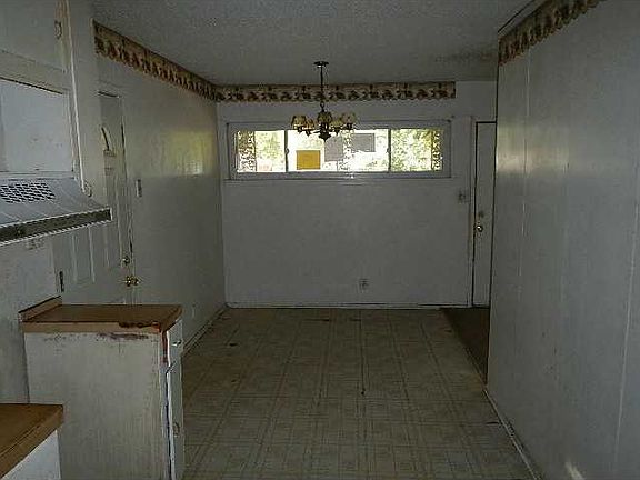 5th image of 2027 Vivian St