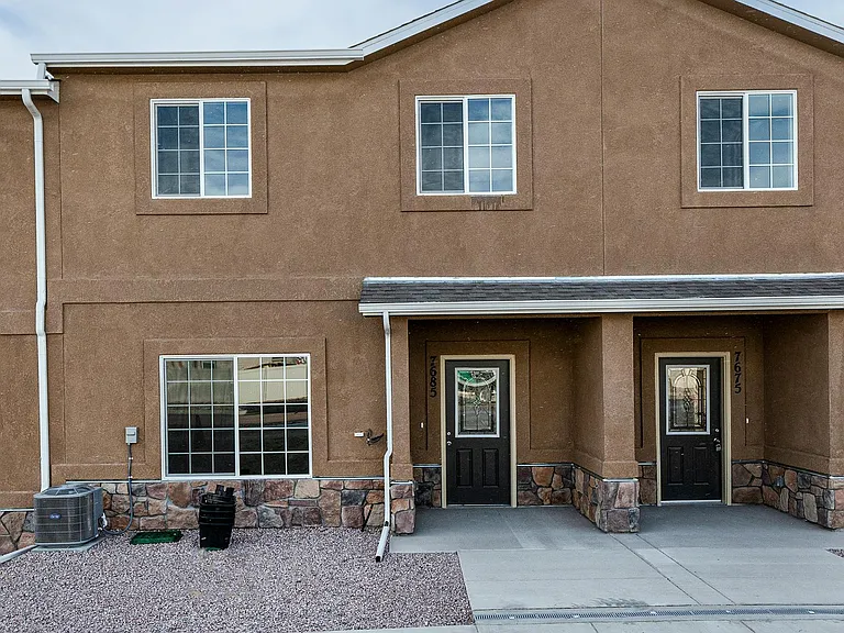 7685 Forest Meadows Ave — Photo 13