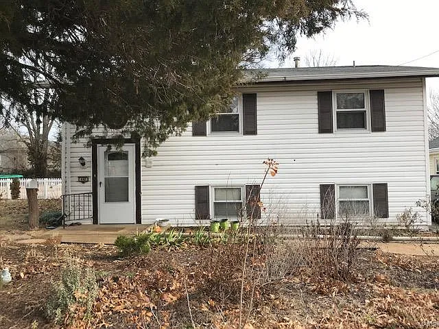 640 Bell Ave photo 1