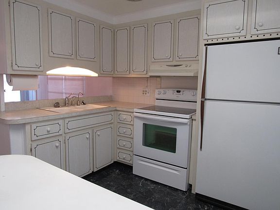 4th image of 4851 W Gandy Blvd #140-B13