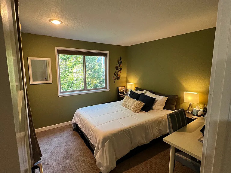 12349 Roosevelt Way NE #402 — Photo 10