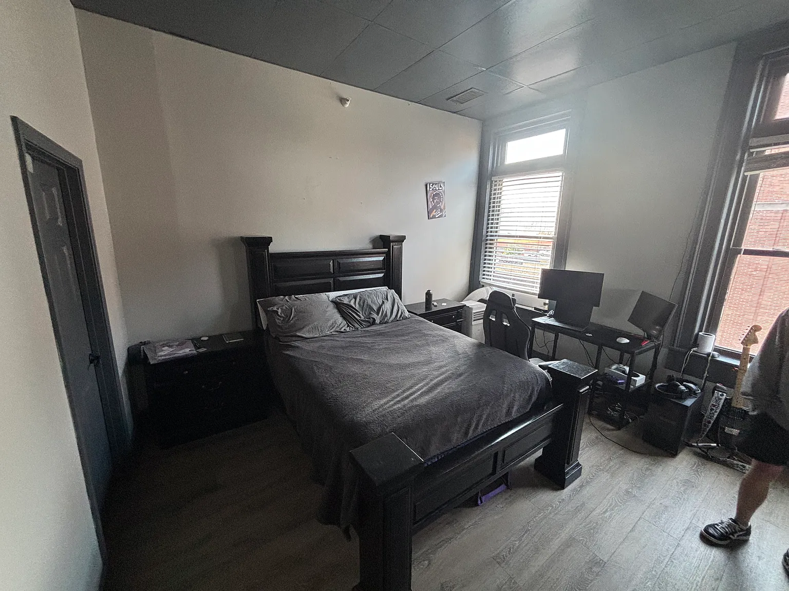 1 bed, $1,300 — Photo 4