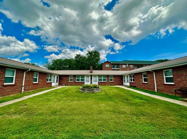 7012 Jamieson Ave #A