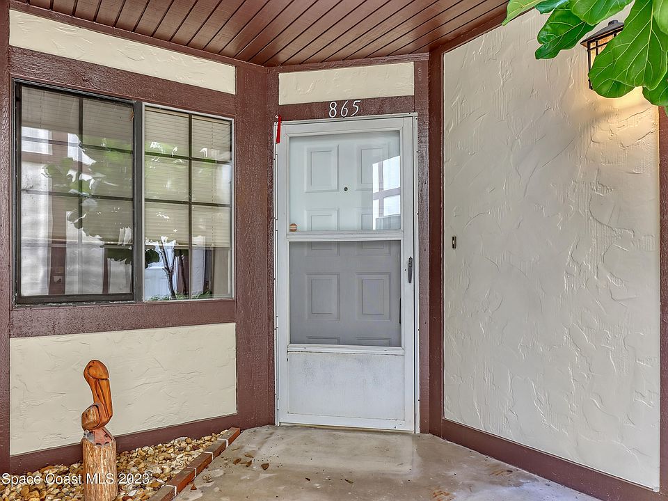 1st image of 865 Greenwood Manor Cir #5