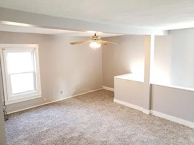 941 Ash St — Photo 3