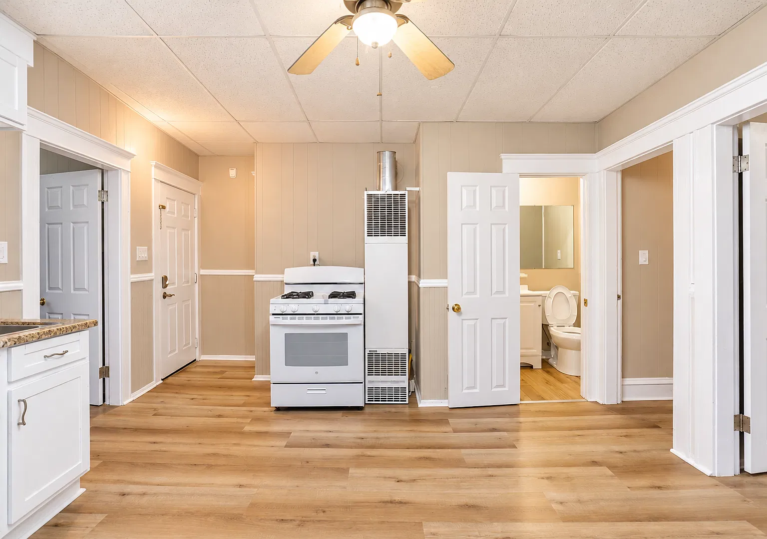 145 Burnside Ave Woonsocket, RI 02895-2189 — Photo 4