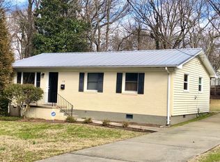 118 Starlite Dr, Carrboro, NC 27510