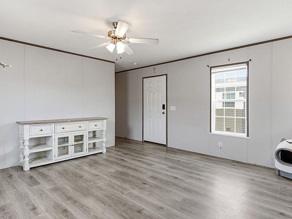 5th image of 431 N 35th Ave #112
