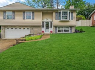 6520 Zupancic Dr, Pittsburgh, PA 15236