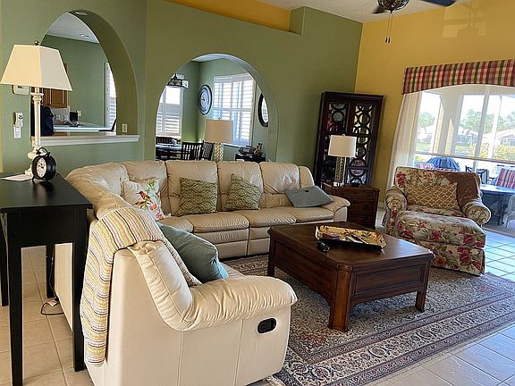 3rd image of 20768 Tisbury Ln