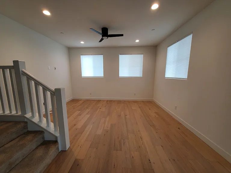 1106 Tiburon Way — Photo 3