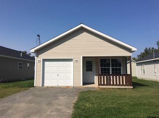 10 Rohloff Ave, Mechanicville, NY 12118