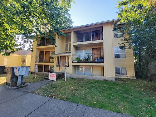 14th Street Apartments Photo 1